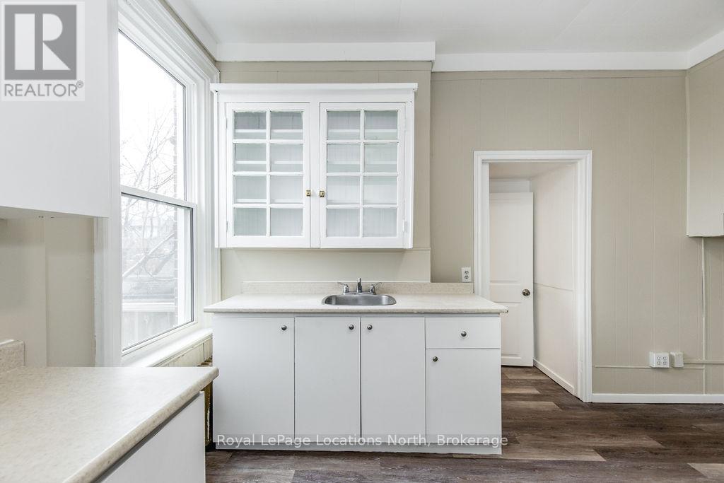3 Peel Street, Barrie, Ontario  L4M 3K7 - Photo 22 - S12227623