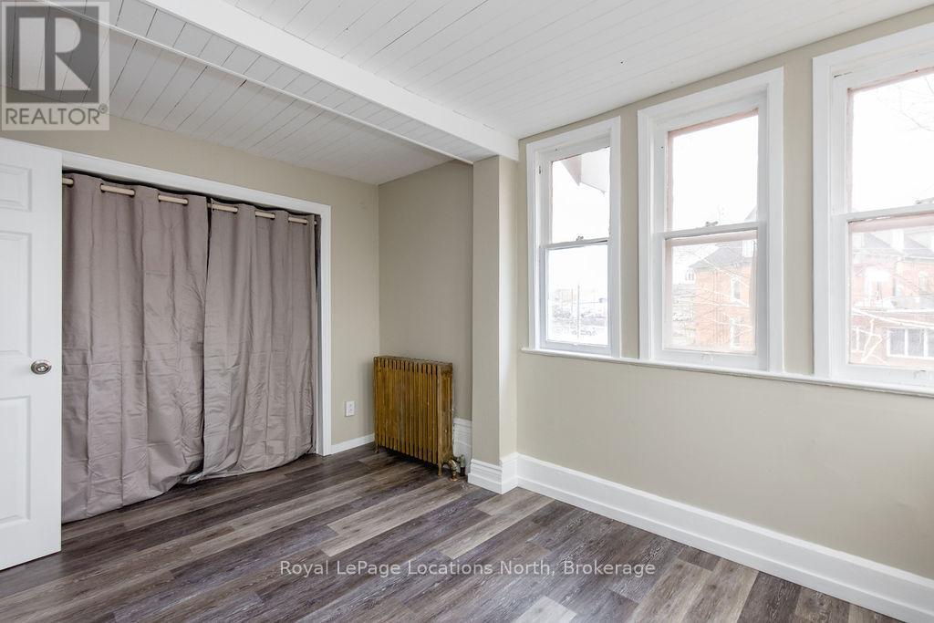 3 Peel Street, Barrie, Ontario  L4M 3K7 - Photo 27 - S12227623