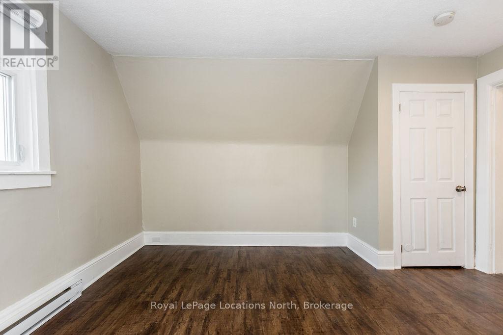 3 Peel Street, Barrie, Ontario  L4M 3K7 - Photo 32 - S12227623
