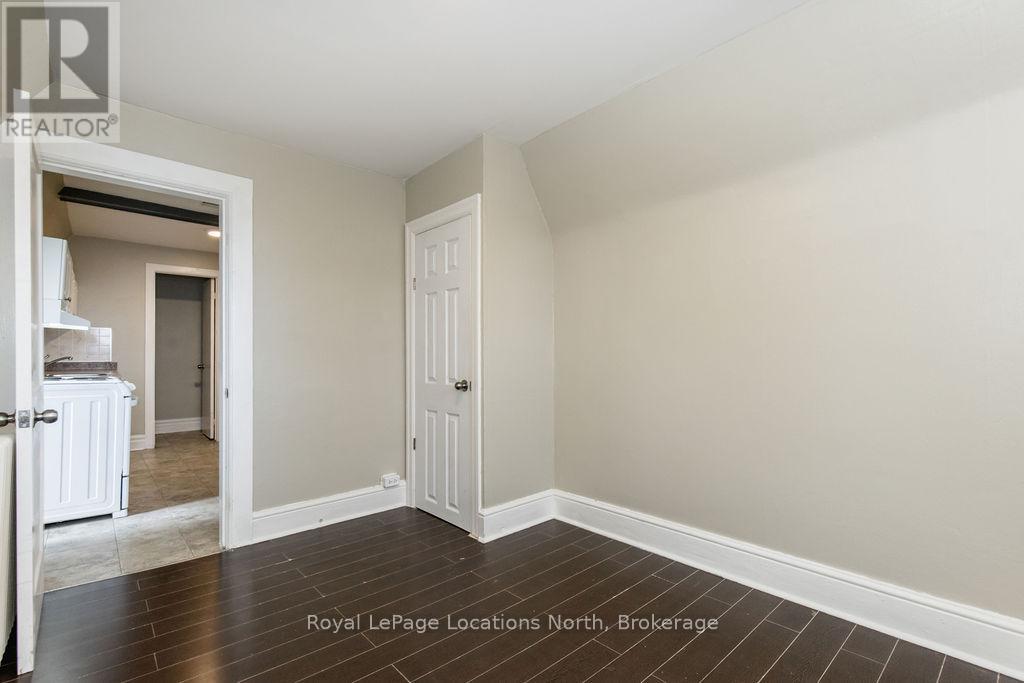 3 Peel Street, Barrie, Ontario  L4M 3K7 - Photo 36 - S12227623