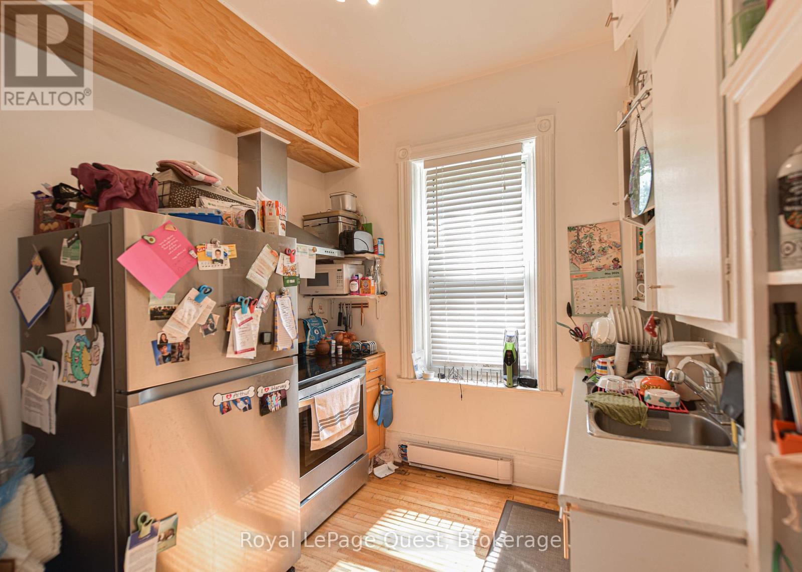 120 Brant Street E, Orillia, Ontario  L3V 1Z2 - Photo 40 - S12227647