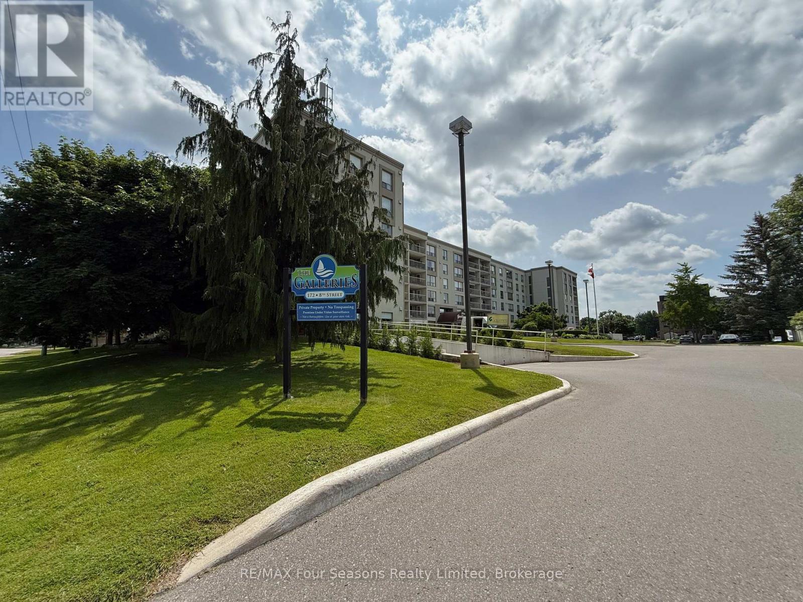 316 - 172 Eighth Street, Collingwood, Ontario  L9Y 4T2 - Photo 2 - S12227651