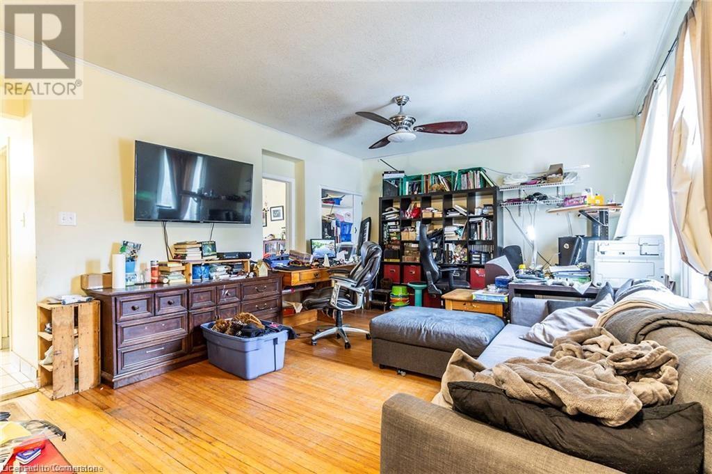 46 Shanley Street, Kitchener, Ontario  N2H 5N9 - Photo 2 - 40741075