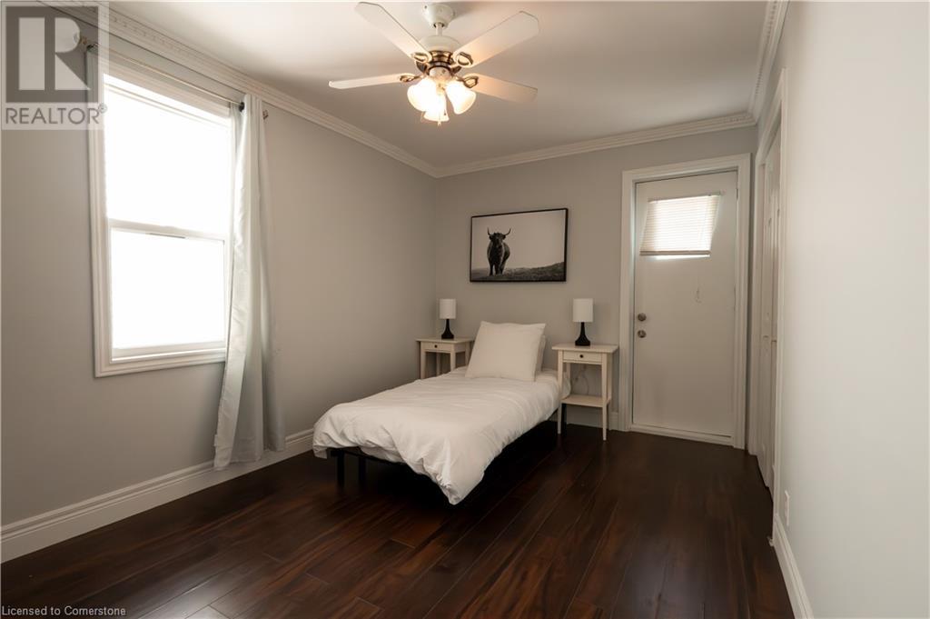 263 Sydney Street S, Kitchener, Ontario  N2G 3V8 - Photo 11 - 40723634