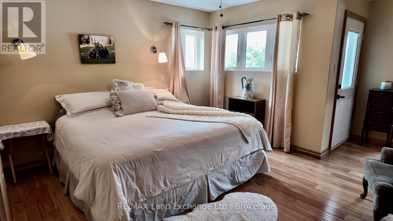 203 Campbell Crescent, Kincardine, Ontario  N2Z 1B9 - Photo 11 - X12228048