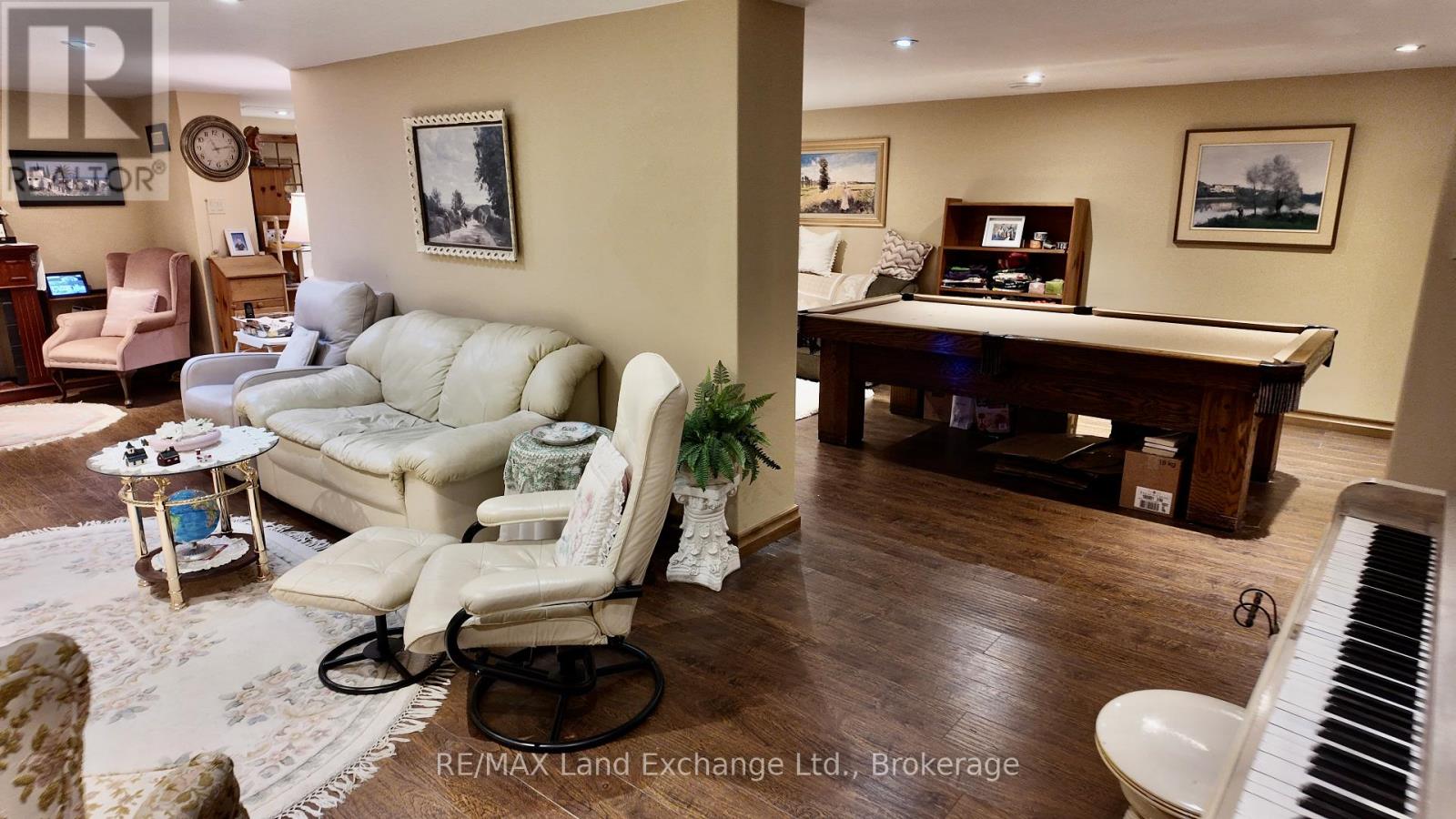 203 Campbell Crescent, Kincardine, Ontario  N2Z 1B9 - Photo 17 - X12228048