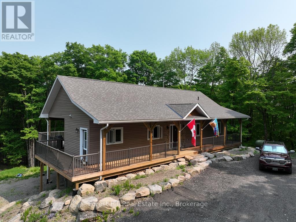 253 RIDGEVIEW ROAD, Dysart et al, Ontario