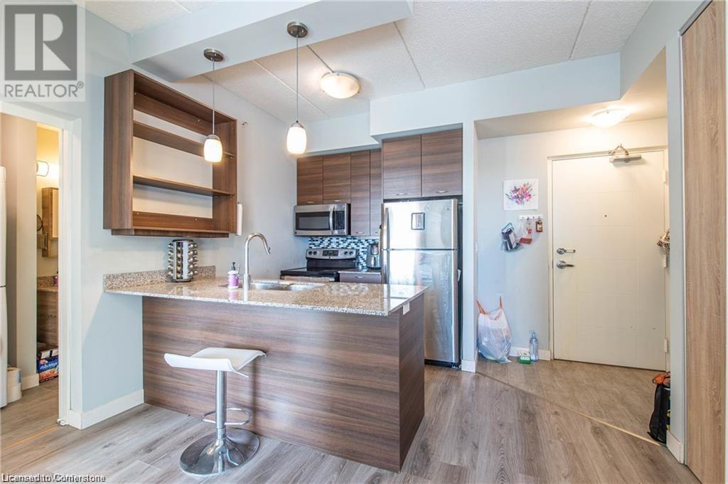 318 Spruce Street Unit# 1804, Waterloo, Ontario  N2L 3M6 - Photo 4 - 40742531