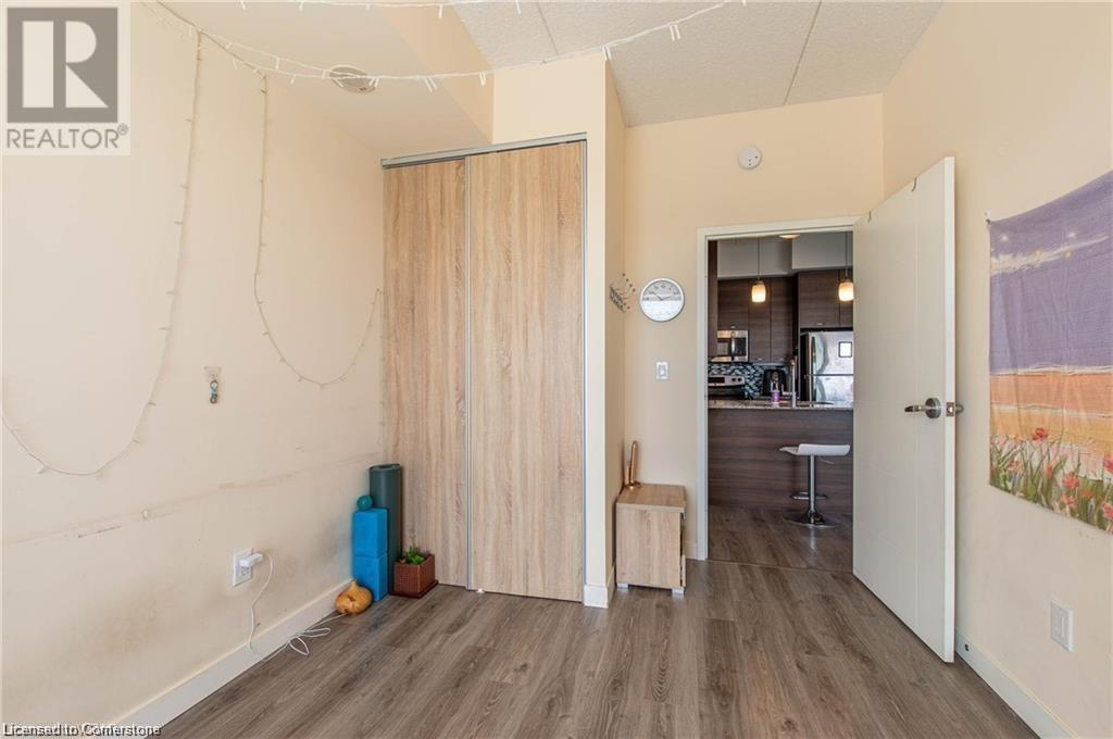 318 Spruce Street Unit# 1804, Waterloo, Ontario  N2L 3M6 - Photo 9 - 40742531