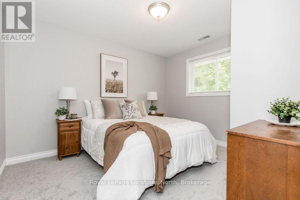 286 Sixth Street, Collingwood, Ontario  L9Y 1Z5 - Photo 27 - S12228315