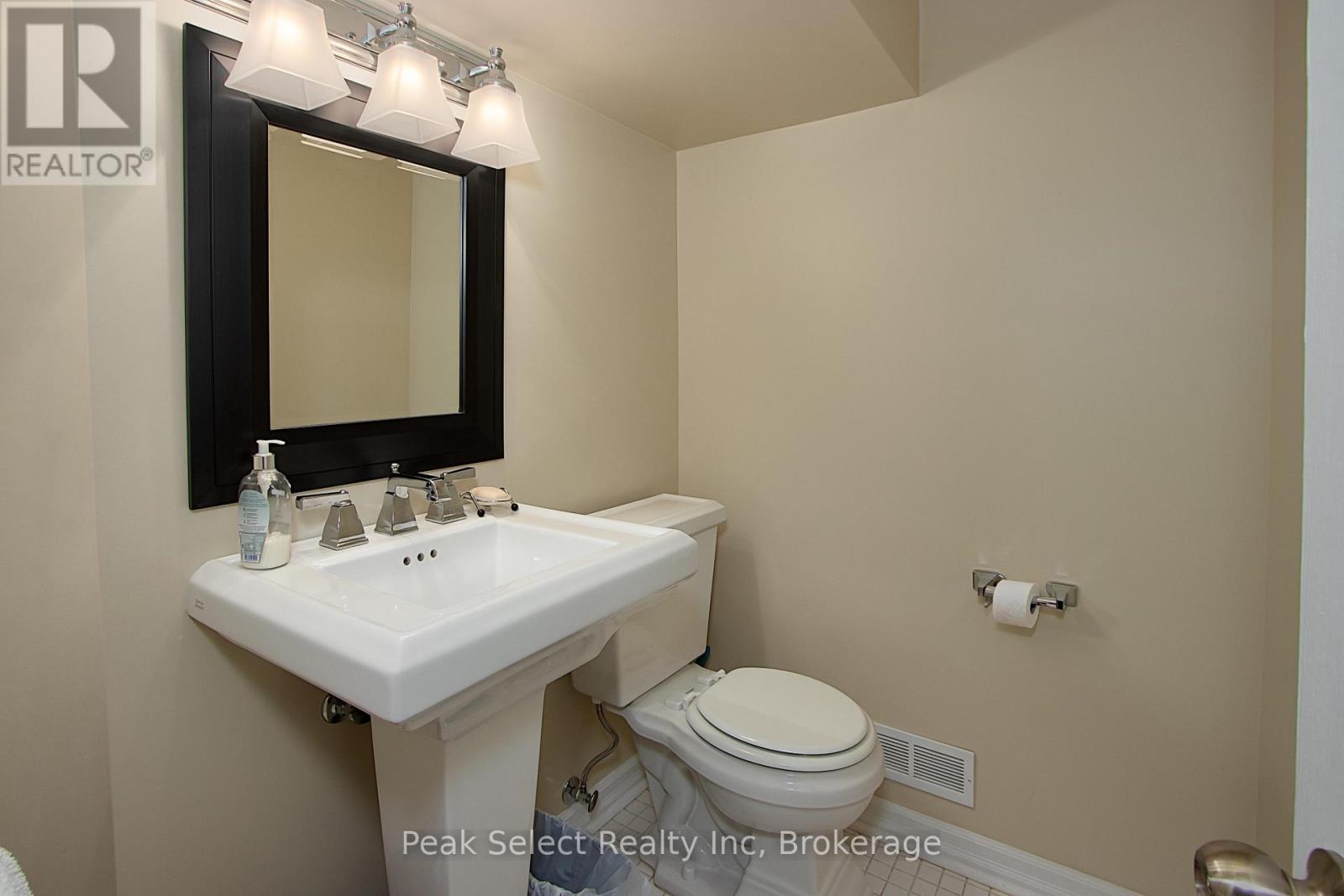 574 Jones Street E, St. Marys, Ontario  N4X 1B3 - Photo 35 - X12228300