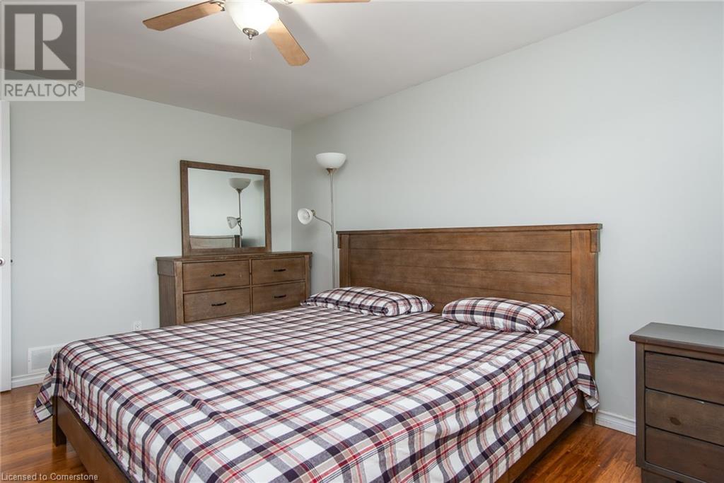 451 Pinetree Crescent, Cambridge, Ontario  N3H 4X4 - Photo 34 - 40739539
