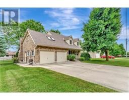 920 WALTON Avenue N, Listowel, Ontario