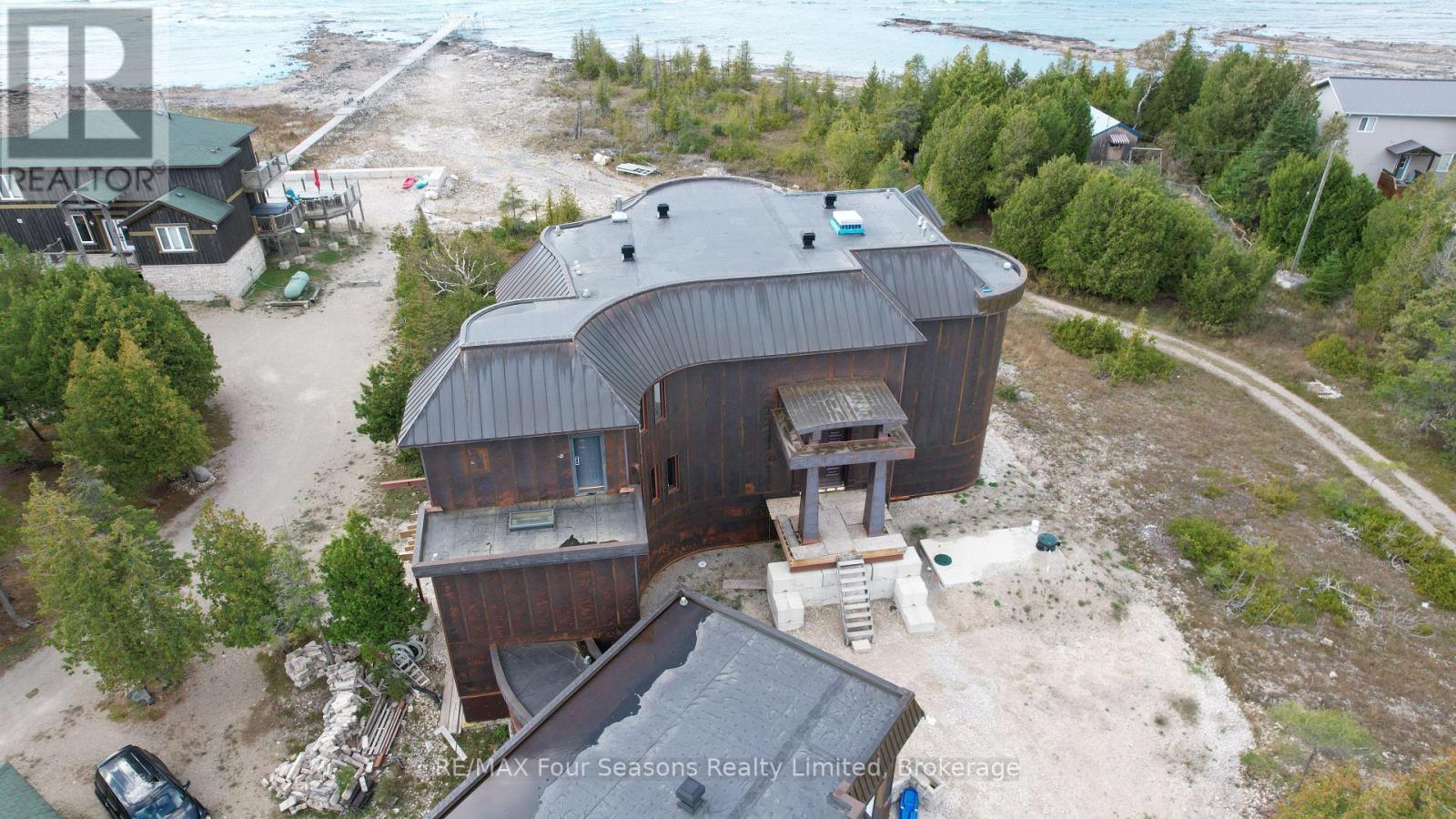 794 Dorcas Bay Road, Northern Bruce Peninsula, Ontario  N0H 2R0 - Photo 13 - X12228383