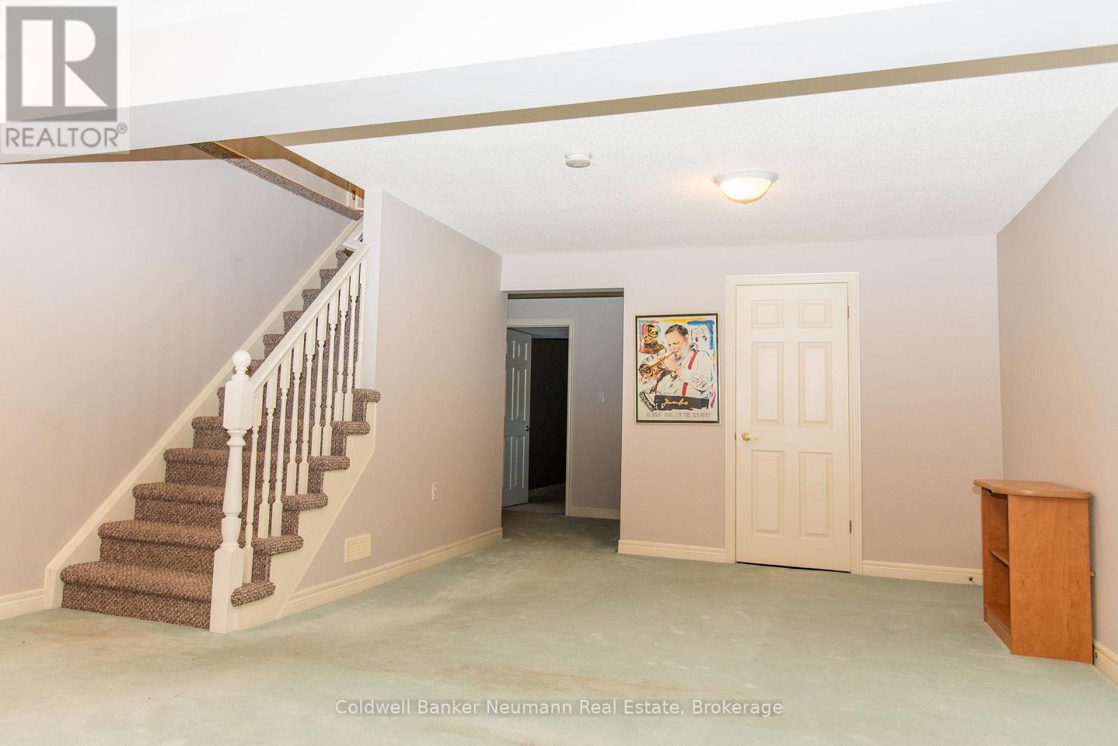 22 Magnolia Lane, Guelph, Ontario  N1G 4X7 - Photo 19 - X12228421