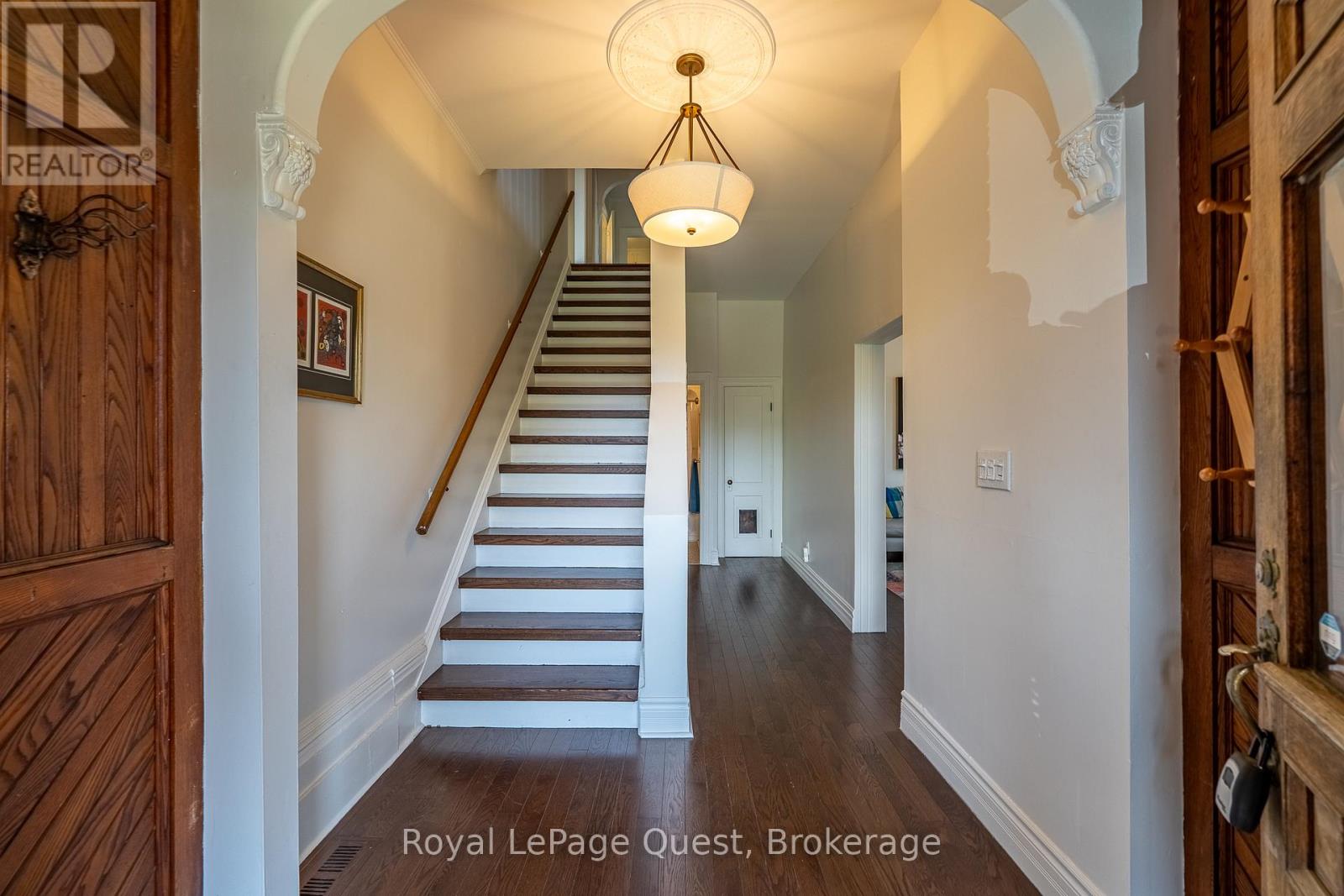 120 Brant Street E, Orillia, Ontario  L3V 1Z2 - Photo 5 - S12228741