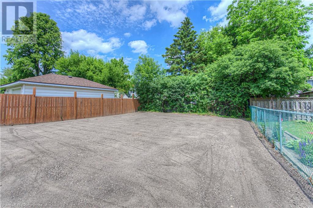 320 Highland Road E, Kitchener, Ontario  N2M 3W4 - Photo 21 - 40742373