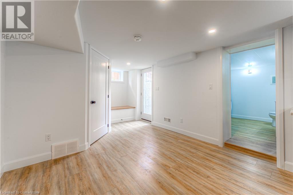 320 Highland Road E, Kitchener, Ontario  N2M 3W4 - Photo 8 - 40742373