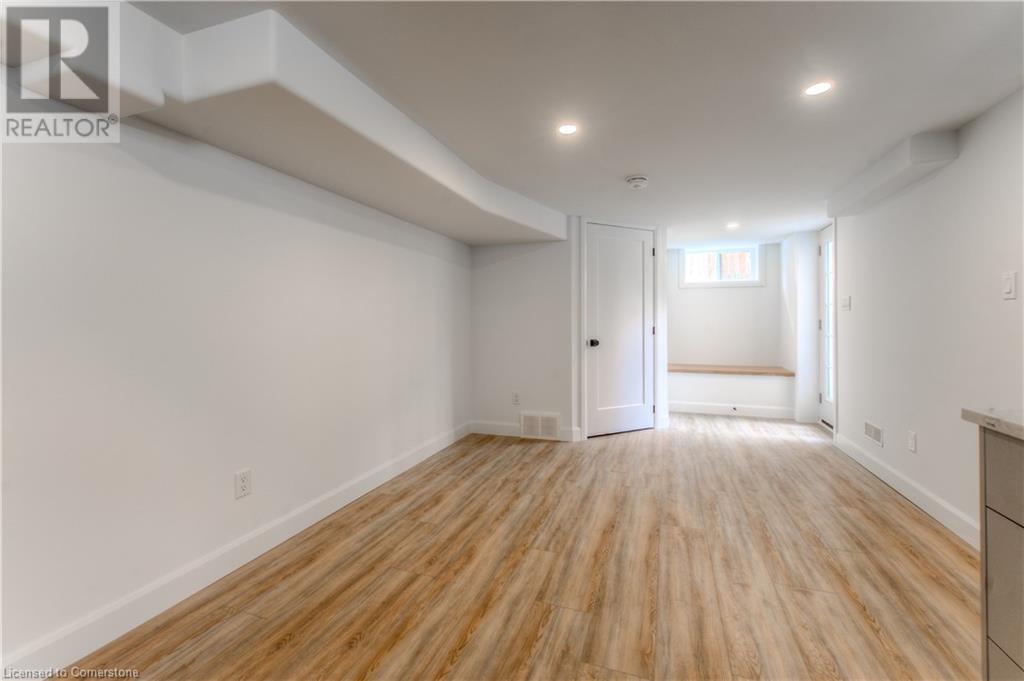320 Highland Road E, Kitchener, Ontario  N2M 3W4 - Photo 9 - 40742373