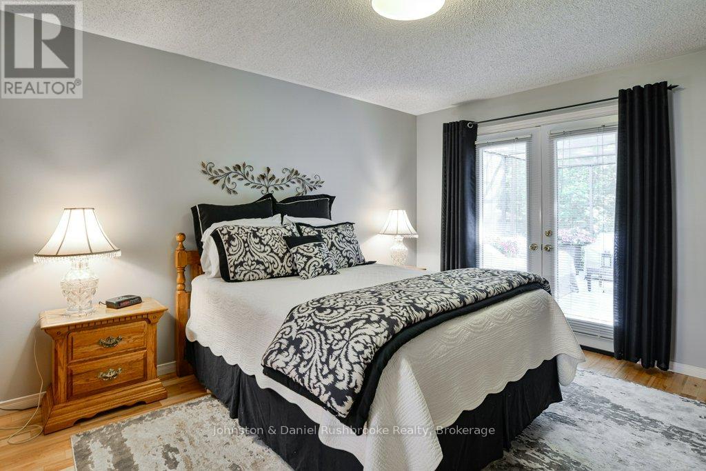 21 Pineridge Gate E, Gravenhurst, Ontario  P1P 1Y4 - Photo 15 - X12228671