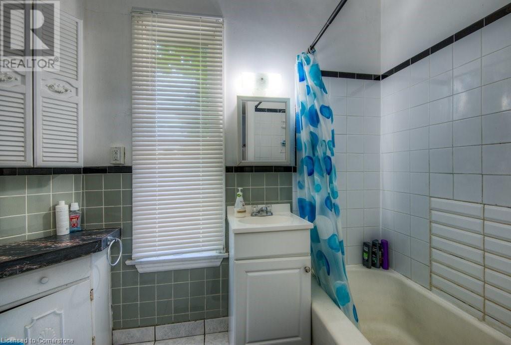 126 Albert Street, Waterloo, Ontario  N2L 3T1 - Photo 21 - 40741513