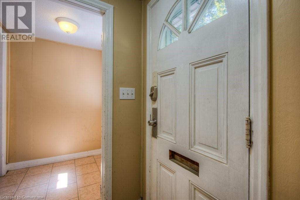 126 Albert Street, Waterloo, Ontario  N2L 3T1 - Photo 6 - 40741513