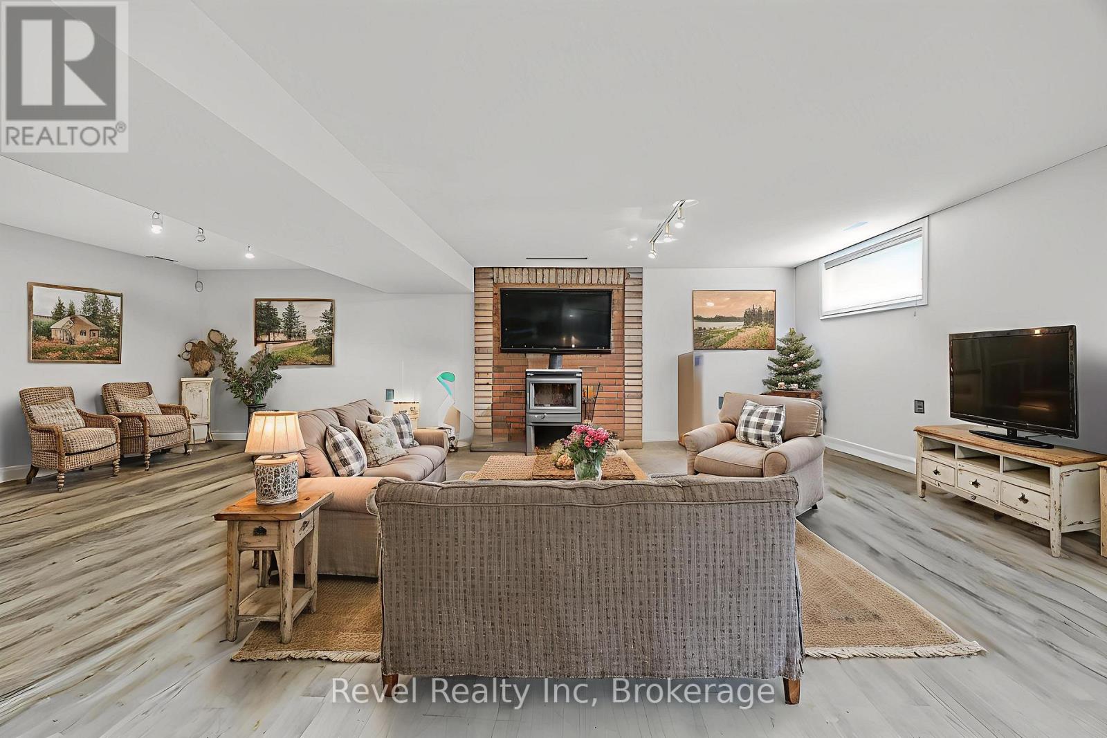 2924 10 Nottawasaga N, Clearview, Ontario  L9Y 3Y9 - Photo 23 - S12228855