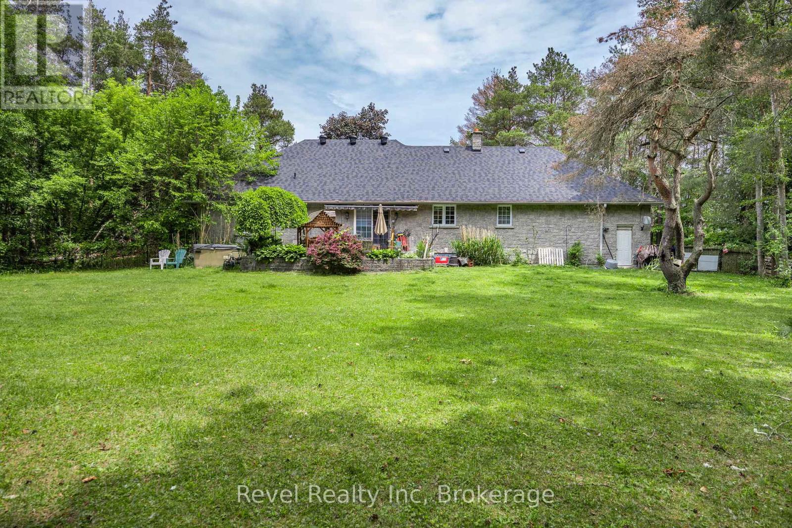 2924 10 Nottawasaga N, Clearview, Ontario  L9Y 3Y9 - Photo 27 - S12228855