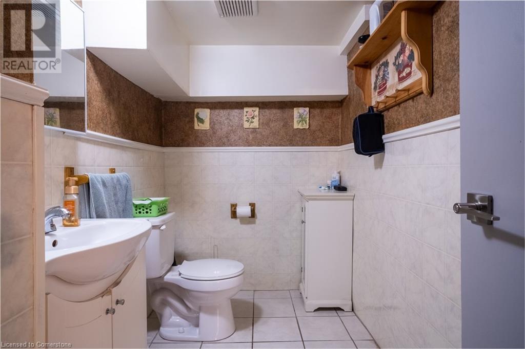 15 Alba Street, Stoney Creek, Ontario  L8G 1N9 - Photo 25 - 40741336