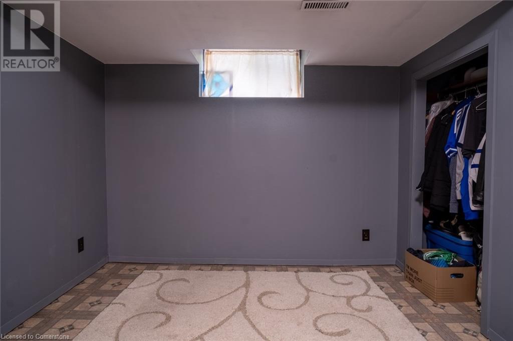 15 Alba Street, Stoney Creek, Ontario  L8G 1N9 - Photo 30 - 40741336