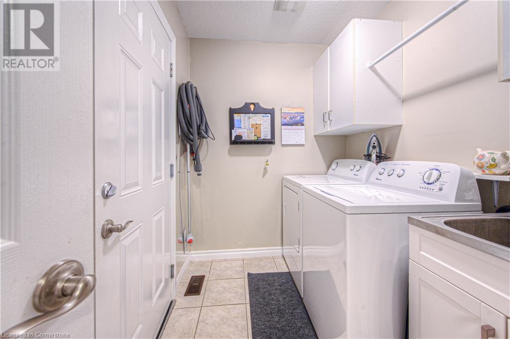 35 Green Gate Boulevard Unit# 31, Cambridge, Ontario  N1T 0A3 - Photo 8 - 40742587