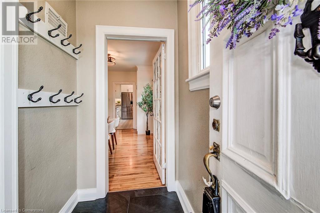 462 Stirling Avenue S, Kitchener, Ontario  N2M 3J2 - Photo 5 - 40741127
