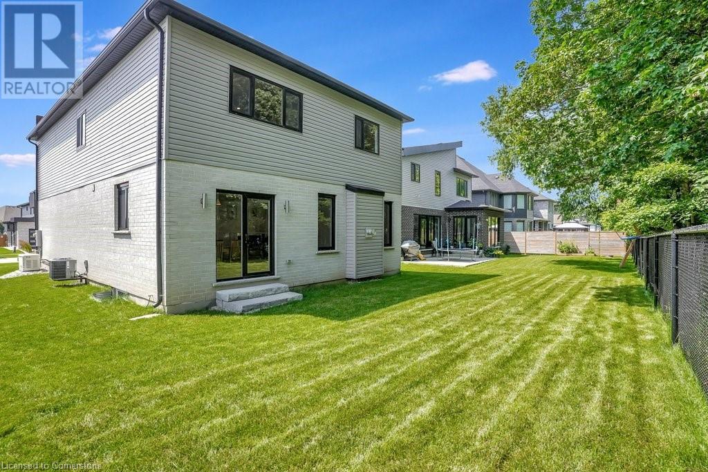 2208 Red Thorne Avenue, London, Ontario  N6P 0E9 - Photo 35 - 40742527