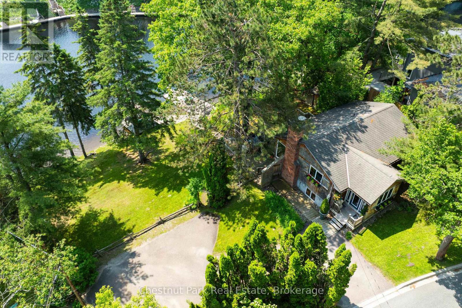 78 Dill Street, Bracebridge, Ontario  P1L 1E5 - Photo 2 - X12228956