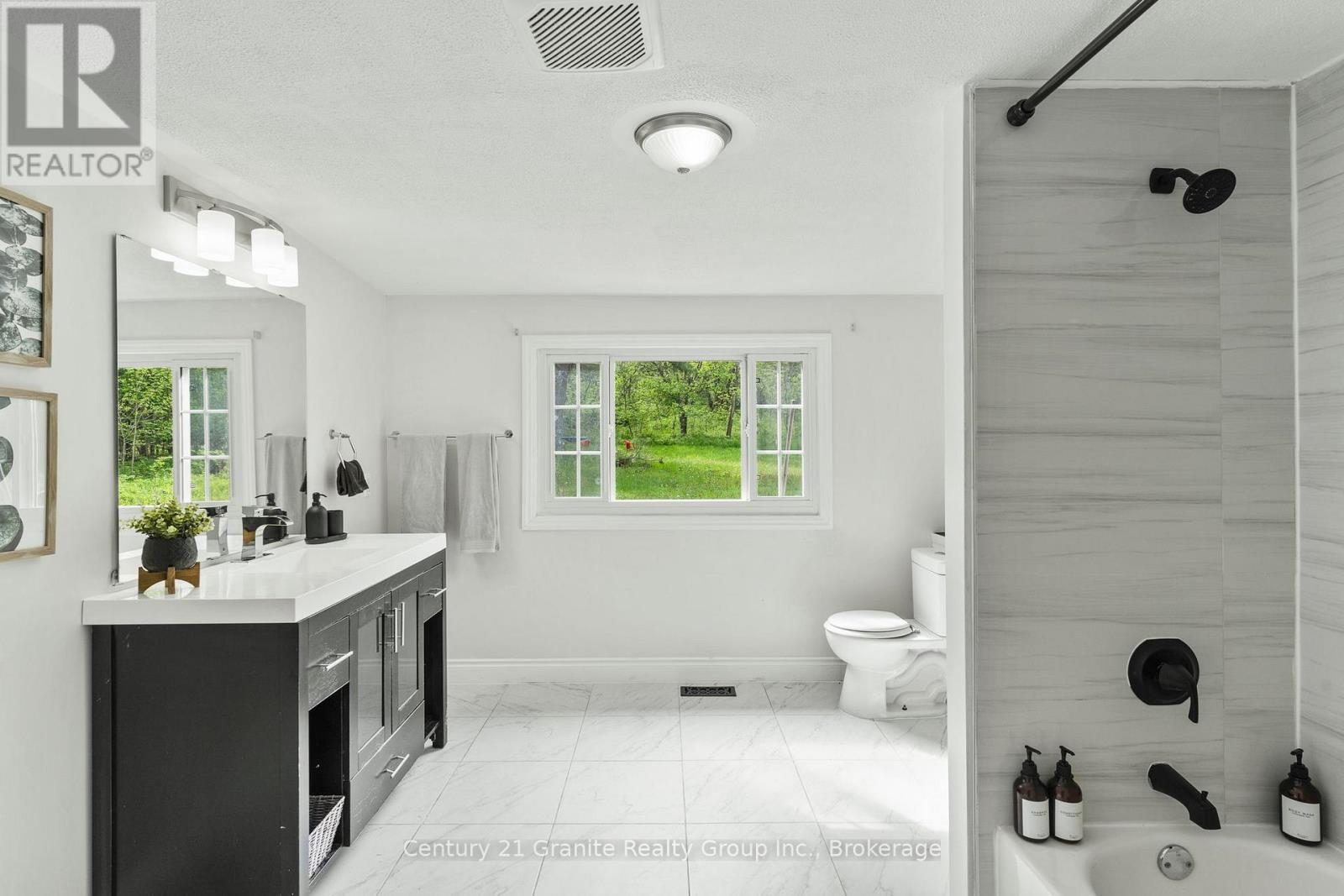 1630 Kashagawigamog Lake Road, Minden Hills, Ontario  K0M 2K0 - Photo 13 - X12229043