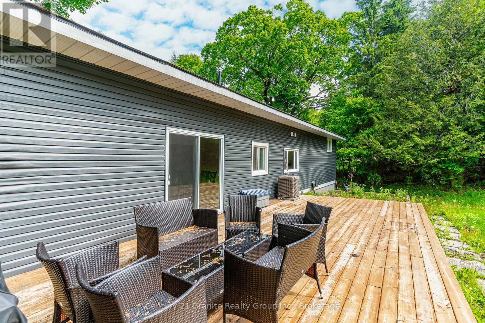 1630 Kashagawigamog Lake Road, Minden Hills, Ontario  K0M 2K0 - Photo 32 - X12229043