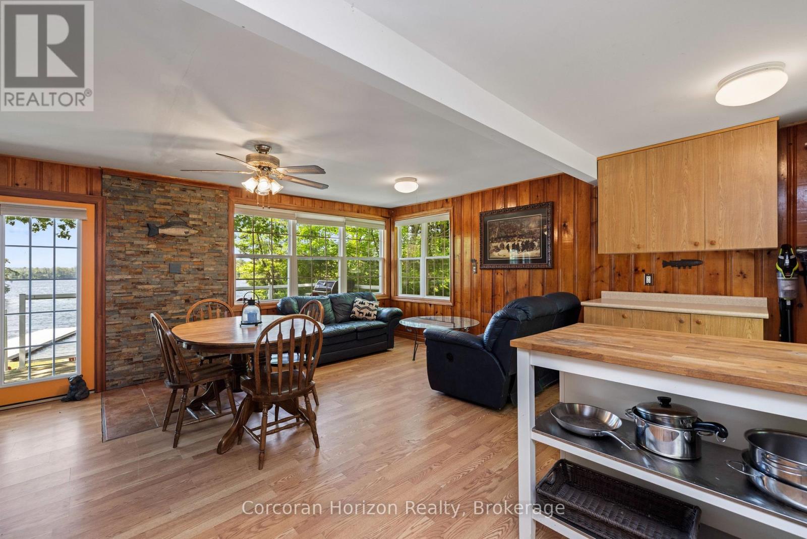 215 Sanctuary Road, Georgian Bay, Ontario  L0K 1S0 - Photo 15 - X12229053