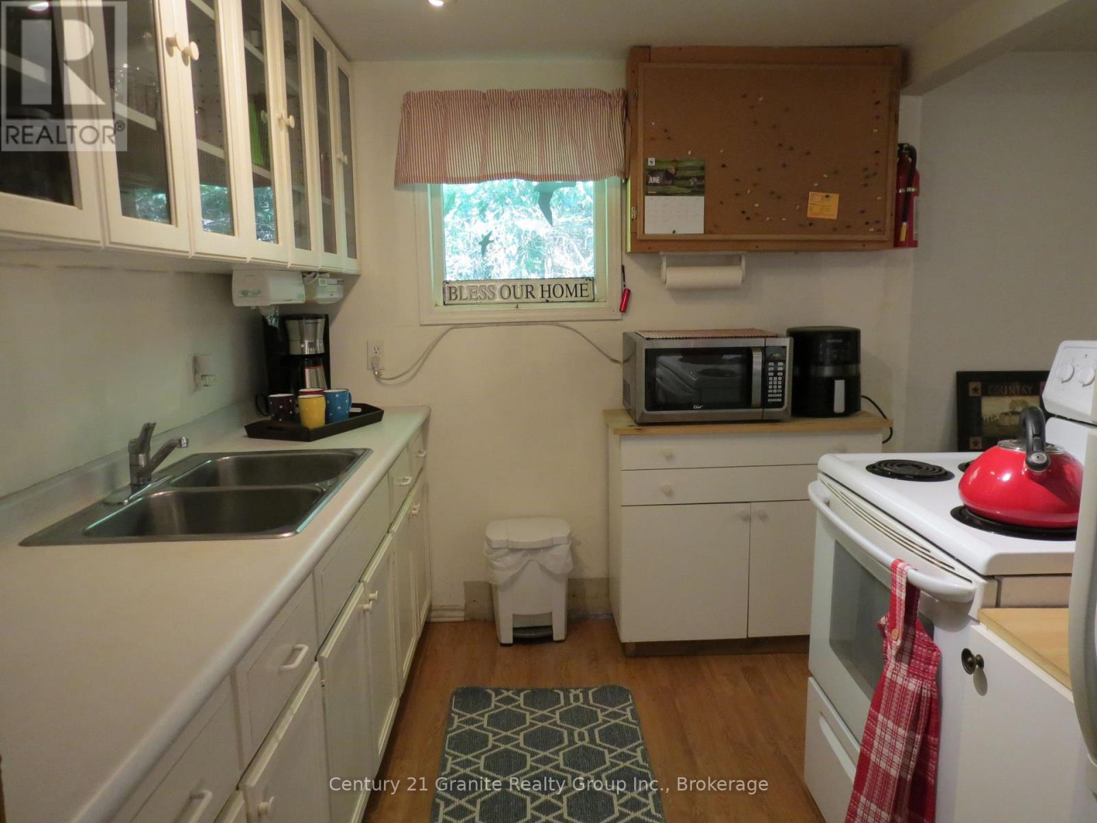 10208 County Rd 503 Road, Highlands East, Ontario  K0M 1R0 - Photo 13 - X12229118