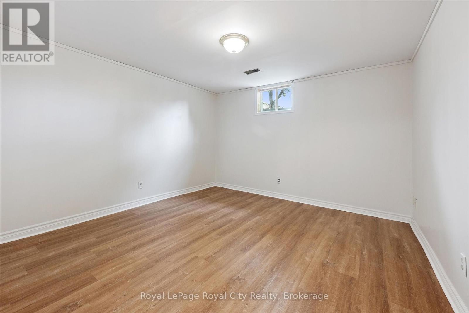65 Eastview Road, Guelph, Ontario  N1E 6K5 - Photo 27 - X12229153