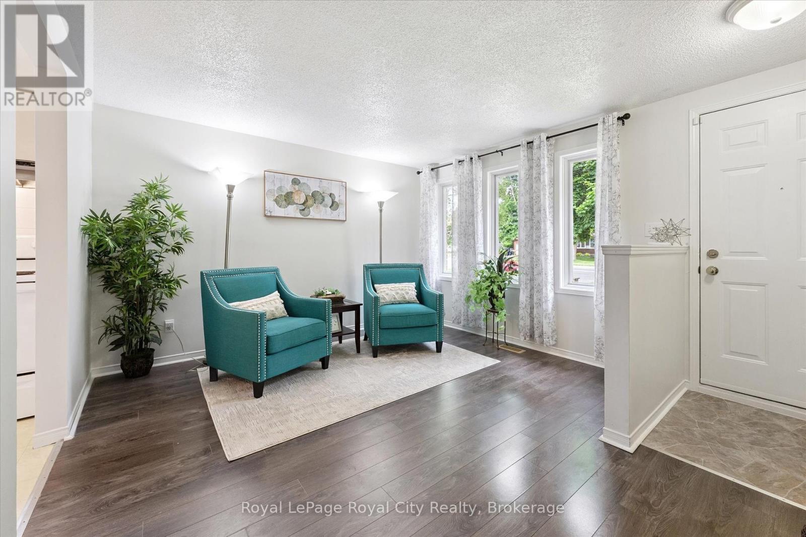 65 Eastview Road, Guelph, Ontario  N1E 6K5 - Photo 8 - X12229153