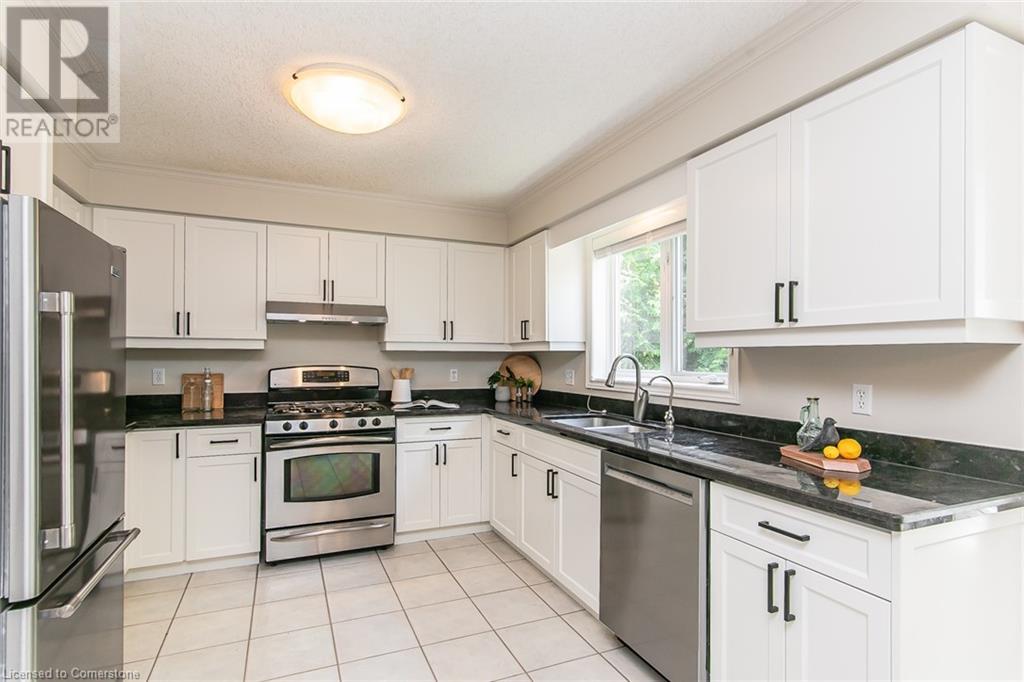 18 Sandpiper Drive, Guelph, Ontario  N1C 1E2 - Photo 11 - 40740941