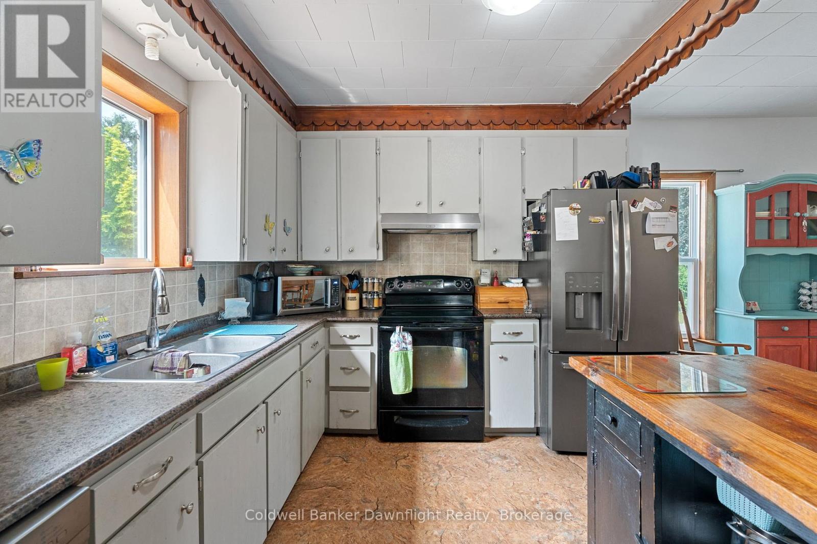 133 Main Street, South Huron, Ontario  N0M 1N0 - Photo 17 - X12229211
