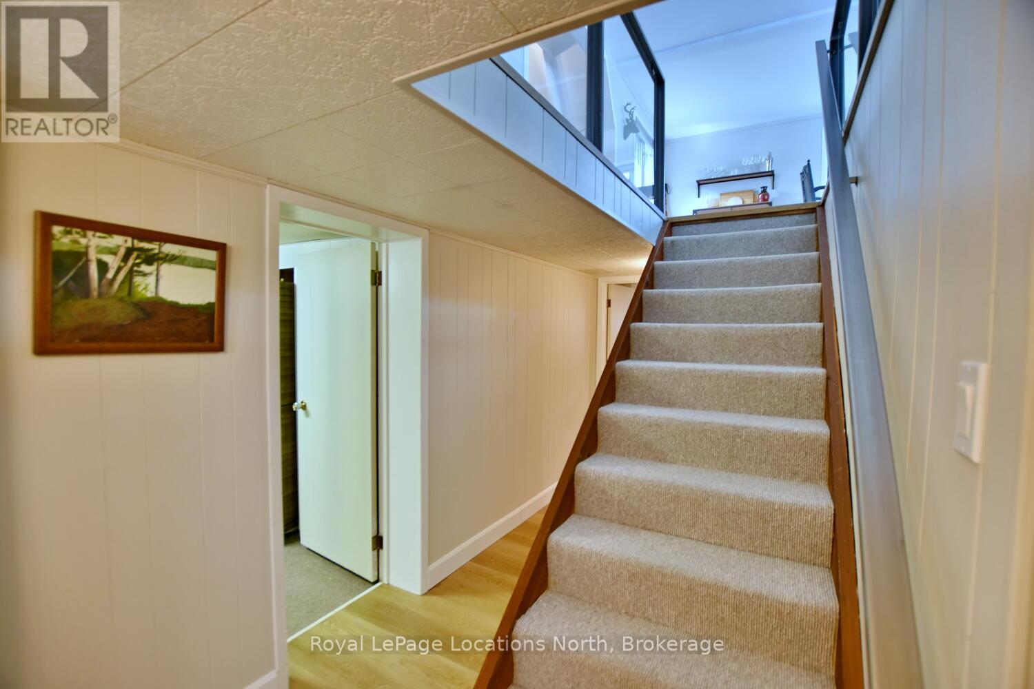 113 Alpine Crescent, Blue Mountains, Ontario  N0H 2E0 - Photo 37 - X12229298