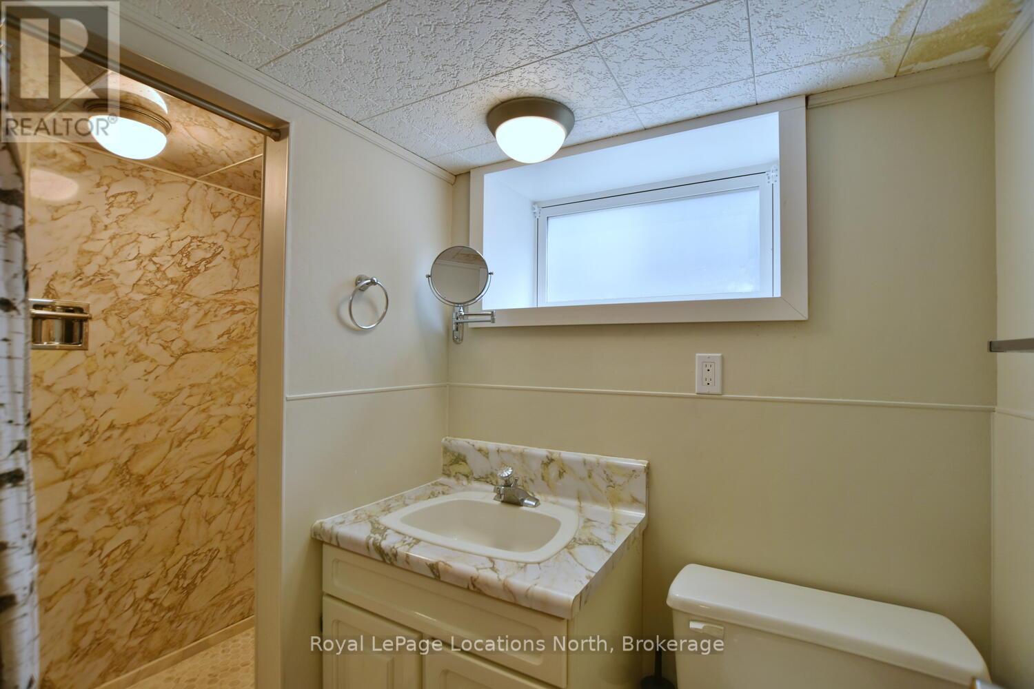 113 Alpine Crescent, Blue Mountains, Ontario  N0H 2E0 - Photo 41 - X12229298