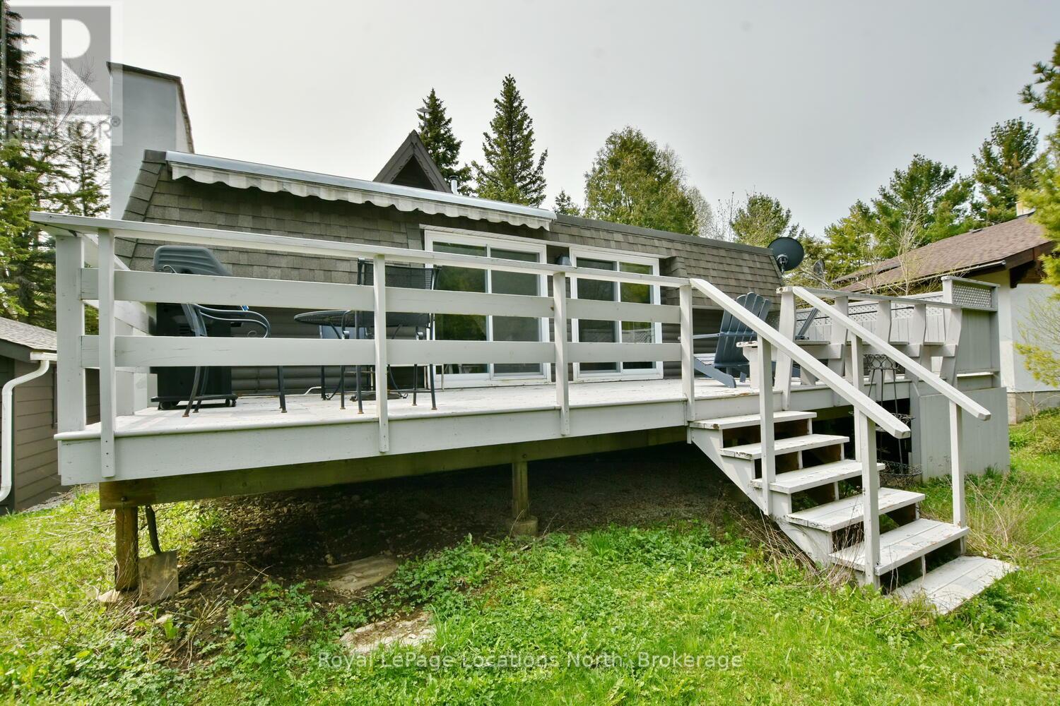 113 Alpine Crescent, Blue Mountains, Ontario  N0H 2E0 - Photo 5 - X12229298