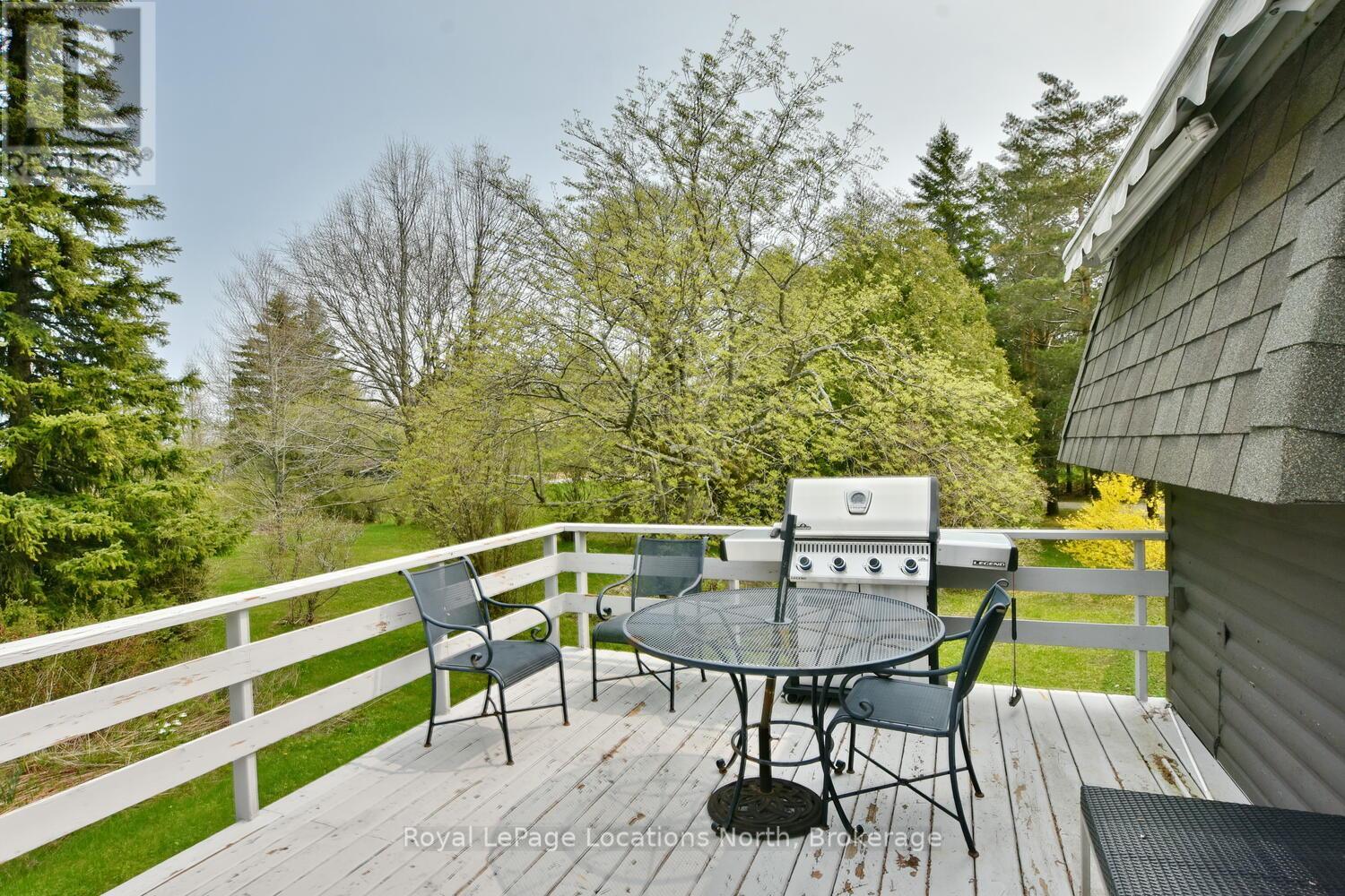 113 Alpine Crescent, Blue Mountains, Ontario  N0H 2E0 - Photo 7 - X12229298