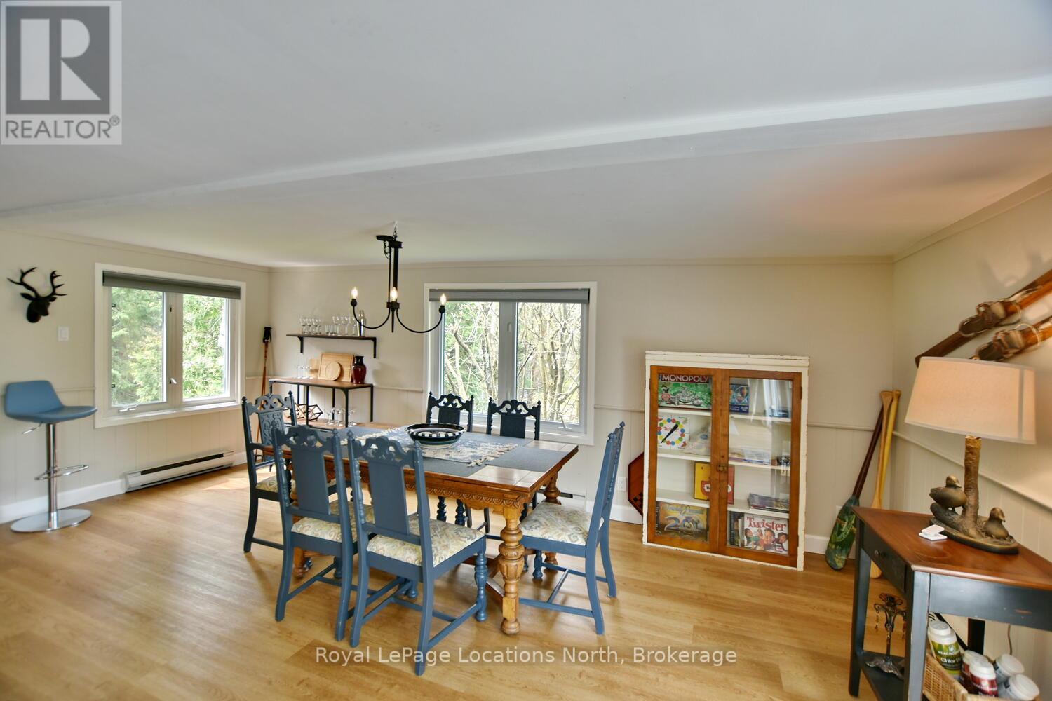 113 Alpine Crescent, Blue Mountains, Ontario  N0H 2E0 - Photo 9 - X12229298
