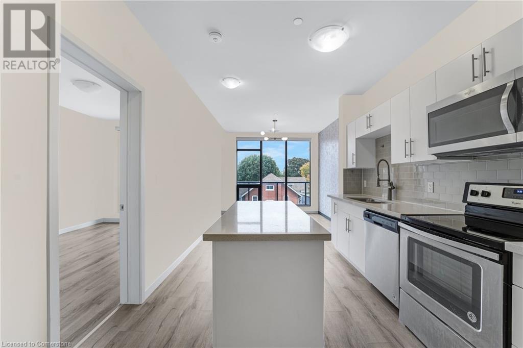 690 King Street W Unit# 14, Kitchener, Ontario  N2H 5L8 - Photo 5 - 40738459