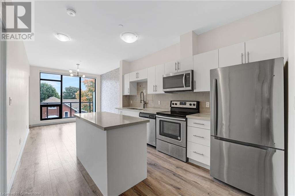 690 King Street W Unit# 14, Kitchener, Ontario  N2H 5L8 - Photo 6 - 40738459