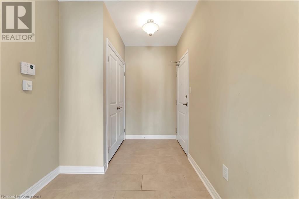 539 Belmont Avenue W Unit# 808, Kitchener, Ontario  N2M 0A2 - Photo 3 - 40728592